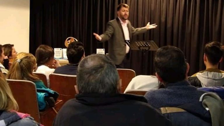 Cierra el ciclo «Conferencias Motivacionales»