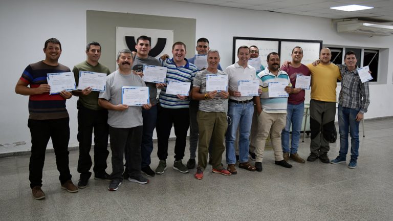 Mandos medios de Bomberos Voluntarios desarrollaron capacitación en UTN
