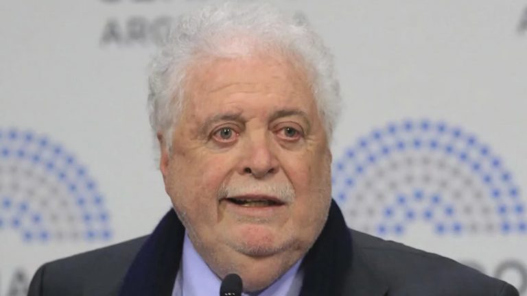 El Ministro de Salud anunció que se extiende el aislamiento social obligatorio