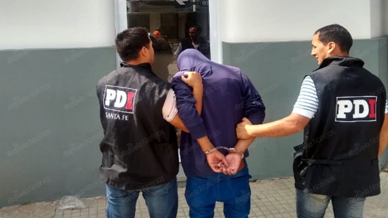 Persecución y amenazas con arma blanca