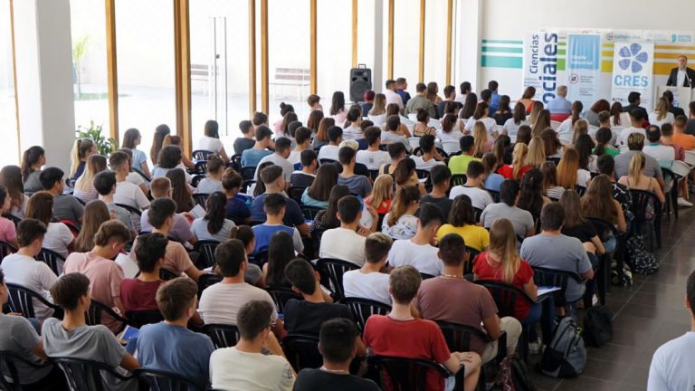 CRES: Dio inicio el Seminario Universitario 2020