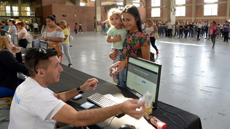 Desde mañana viernes se comienzan a entregar las tarjetas Alimentar en la ciudad