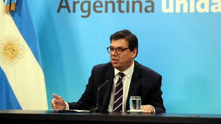 El Gobierno dictó la conciliación obligatoria y frenó por 15 días los despidos en Techint