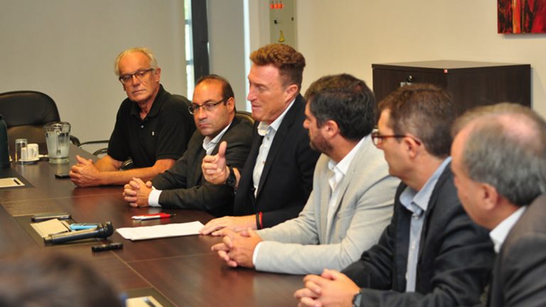 Se firmó convenio para la construcción de un centro tecnológico