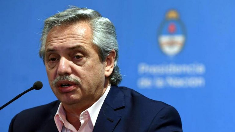 A la espera de la vacuna, Fernández extendió la Dispo hasta el 31 de enero