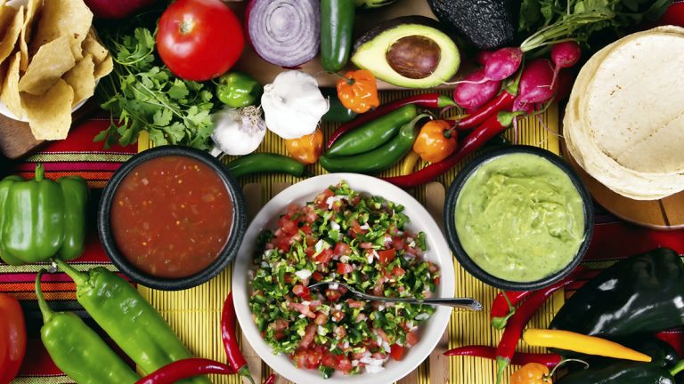 Cómo prevenir intoxicaciones alimentarias durante las fiestas de fin de año