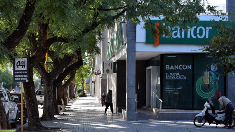 ¿Cómo van a funcionar los bancos durante la próxima semana?