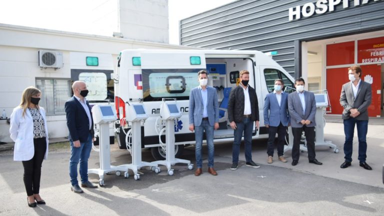 La provincia entregó una ambulancia y respiradores al Hospital Iturraspe