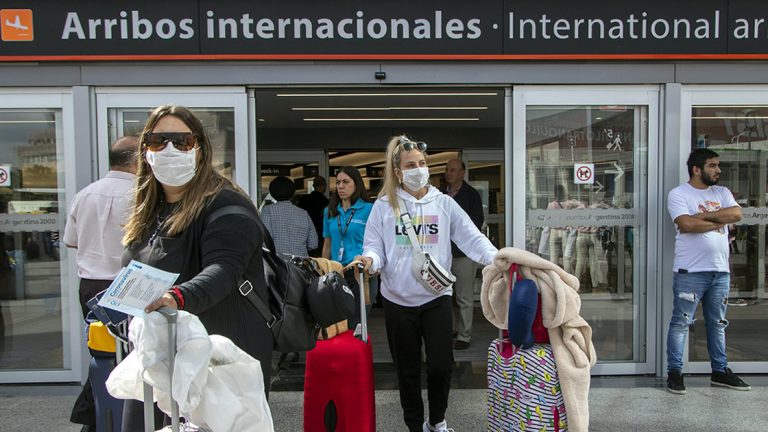Covid-19: Estados Unidos recomienda no viajar a la Argentina