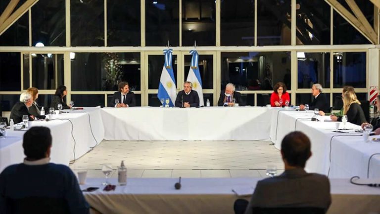 Alberto Fernández obtuvo el aval de los expertos para avanzar con una reapertura progresiva de la cuarentena