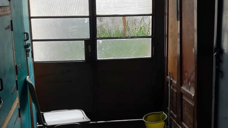 Robaron computadoras en la Escuela Hipólito Yrigoyen