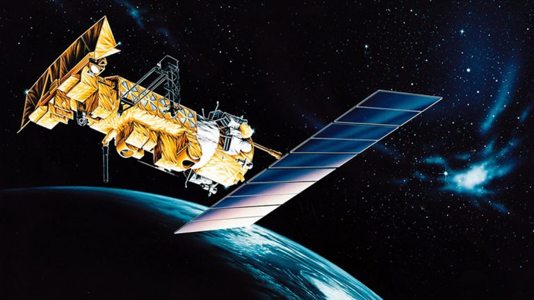 Interesante aporte del Observatorio sobre la posibilidad de mirar satélites a simple vista