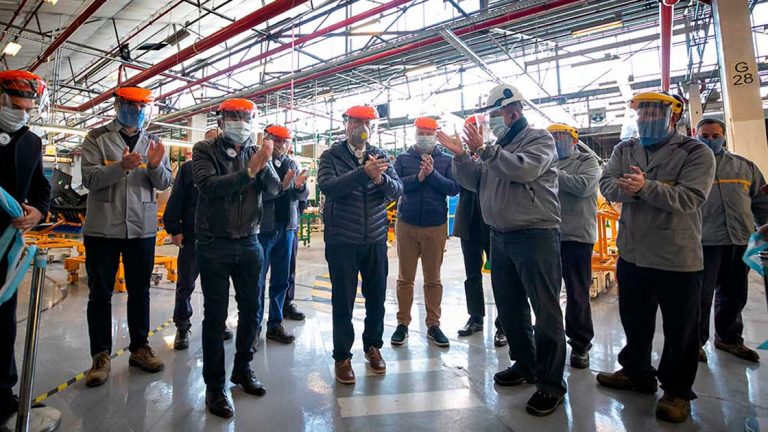 Schiaretti visitó la nueva línea de montaje de Renault