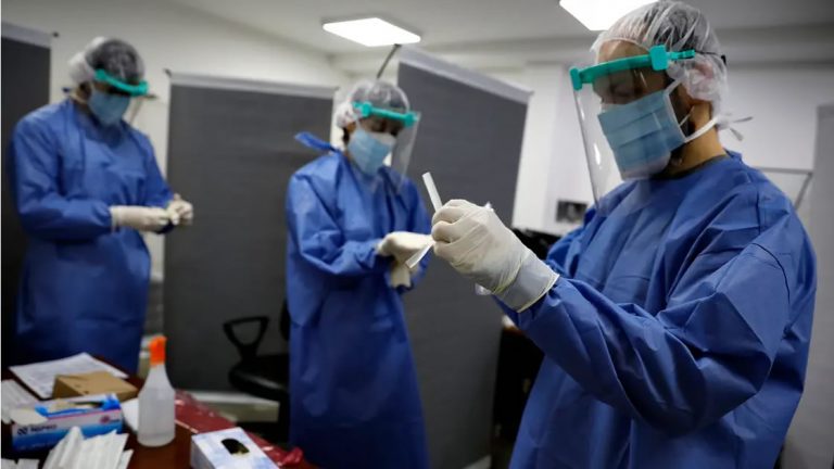Los contagios no se detienen: el país reportó 42.032 casos y Córdoba 9.987