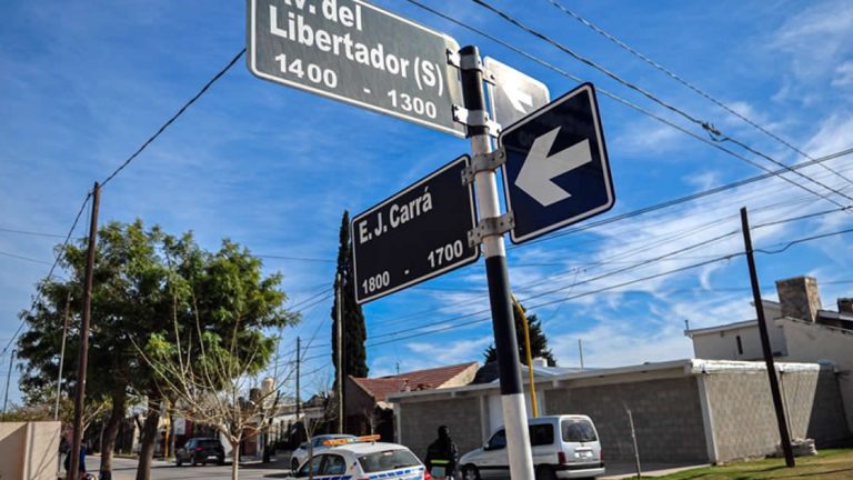 Ya rige el cambio en el sentido de circulación de calle E. J. Carrá