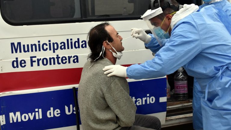 Fontera: El puesto sanitario detecta el primer positivo al ingreso a Santa Fe