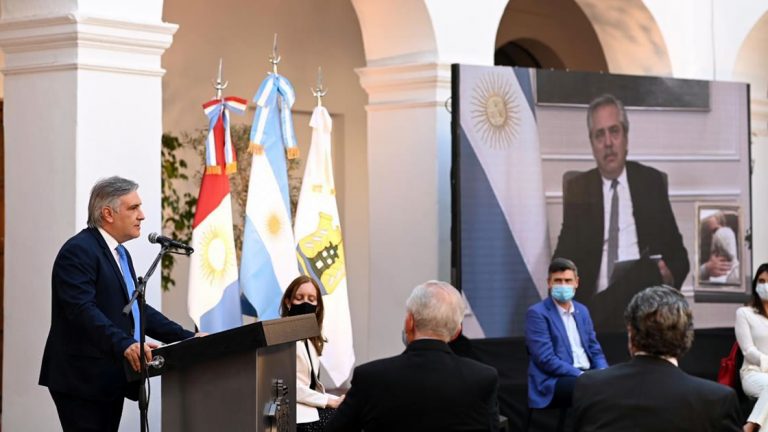 El Presidente participó del acto que declaró patrimonio cultural de la ciudad de Córdoba a la sentencia del juicio “La Perla”