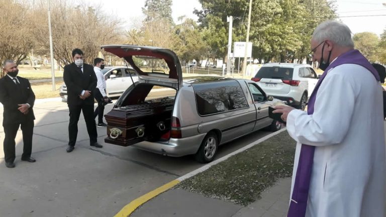 Brinkmann: Despidieron los restos de Don Averaldo Giacosa