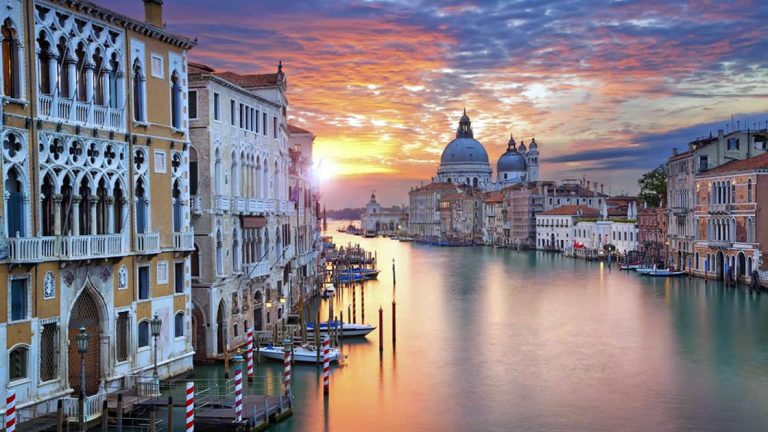 Jubilados: Lanzan curso virtual de italiano