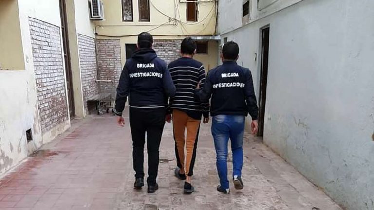 Detienen a joven tras un allanamiento