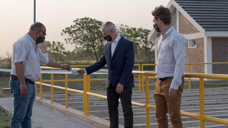 Devoto: La Provincia inauguró una planta depuradora cloacal