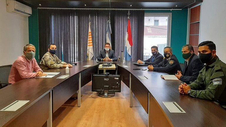 Tras reunión de seguridad se resolvió restringir el horario de circulación en la ciudad