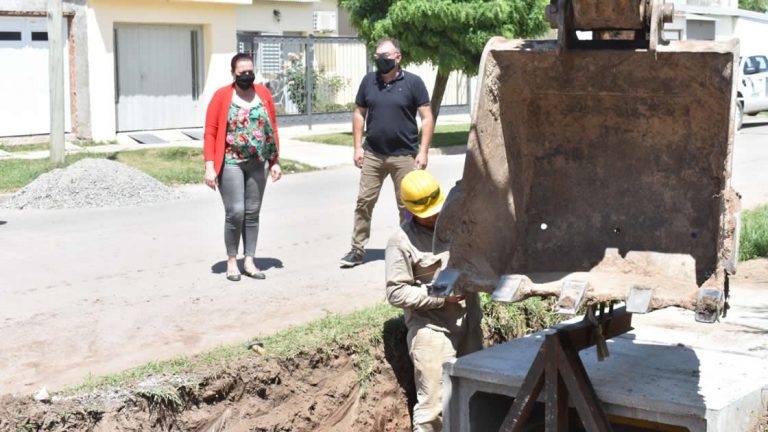 Frontera: La intendenta recorrió la obra de sistematización de desagües
