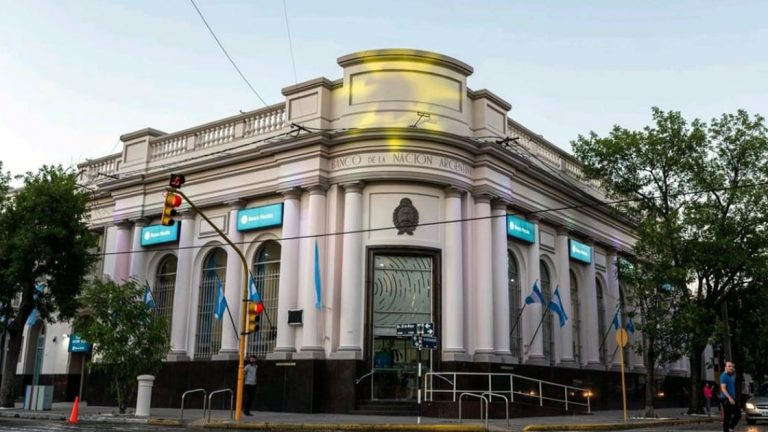 Por decisión de Milei, el Banco Nación se transforma en una sociedad anónima
