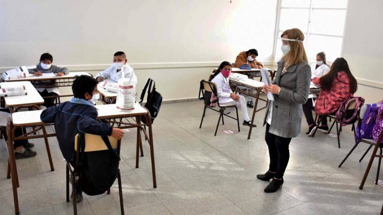 Dos millones de estudiantes presentan problemas de vinculación escolar