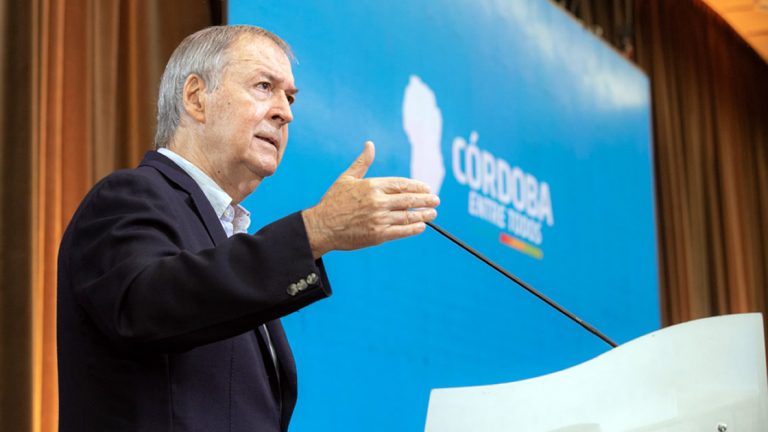 Paritaria: Schiaretti mejoró la oferta y ahora deben responder los gremios