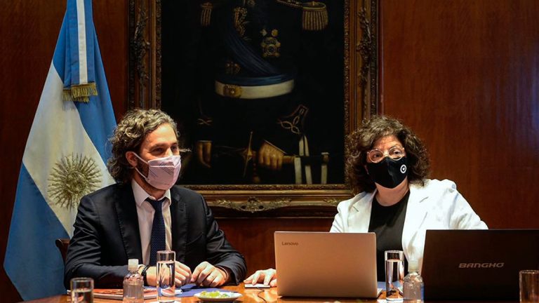 Con la llegada de las vacunas de China, anuncian campaña de vacunación para docentes