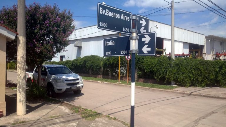 Calle Italia será de único sentido en barrio Hernández