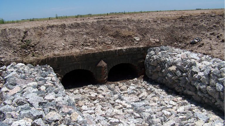 Se realiza el último tramo de la obra hídrica del Canal San Antonio