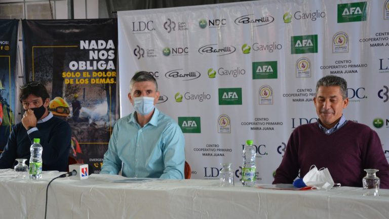 Bomberos: Lanzan campaña para adquirir equipamiento para incendios forestales