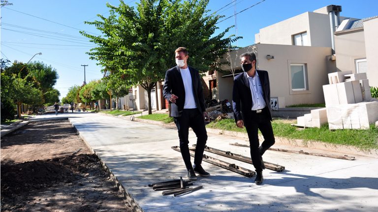 Culminaron los primeros 150 metros de pavimentación en barrio Independencia