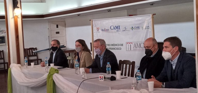 La UNVM firmó un convenio con el Centro Médico San Francisco a través del CRES