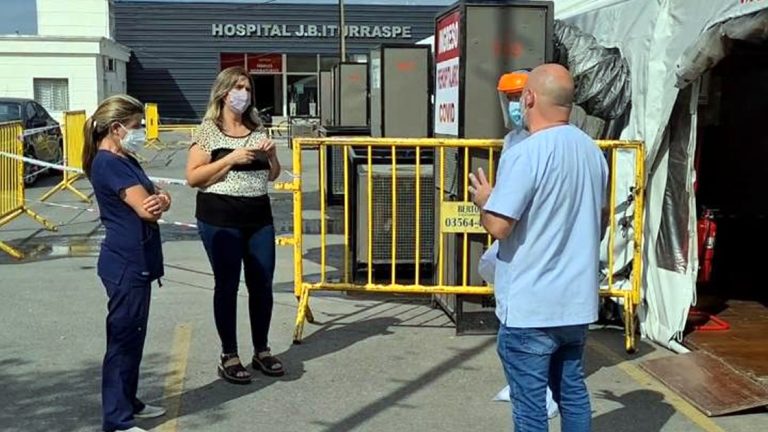 La legisladora Piasco estuvo presente en el primer día de funcionamiento de la carpa prehospitalaria