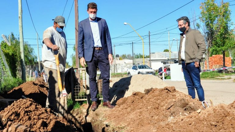 En dos frentes simultáneos avanza la cloaca en La Milka