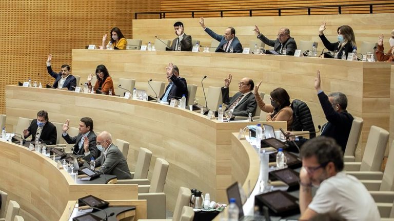 Córdoba podrá comprar vacunas contra el Covid-19
