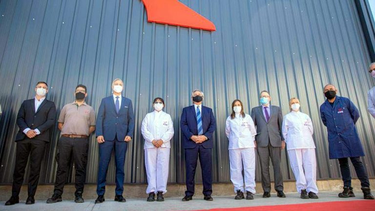 Sputnik V: Fernández y Putin anunciarán el inicio de la producción en el país