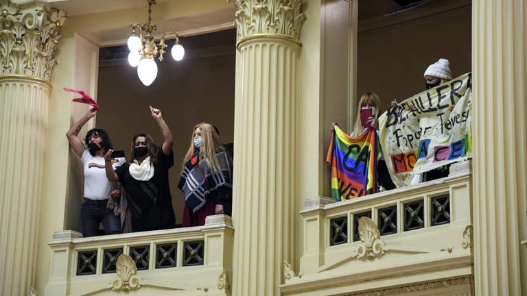 Es ley el cupo y la inclusión laboral travesti trans en Argentina