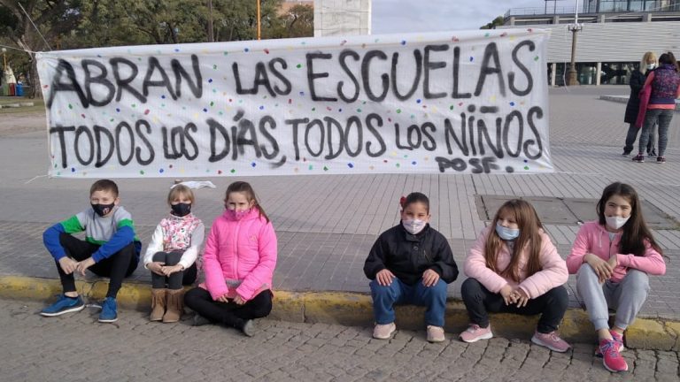 Padres Organizados reclama volver a la presencialidad en las aulas