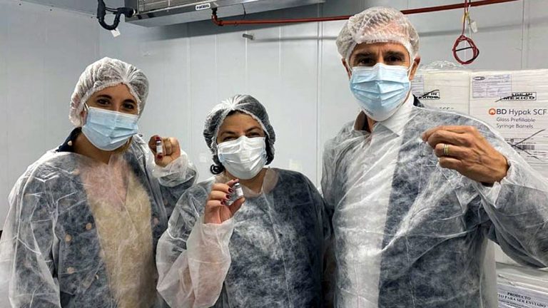 Argentina entra al “top ten” de fabricantes de vacunas, aunque falta para el desarrollo propio