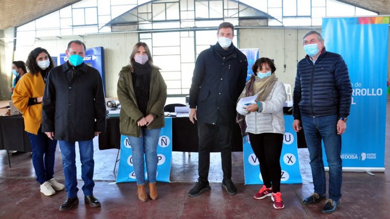 950 nuevos beneficiario de la tarjeta AlimentAR