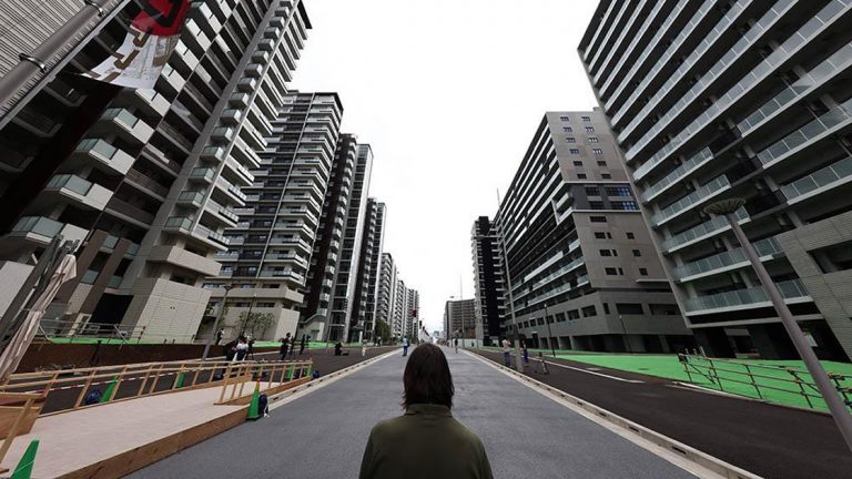 A días de los Juegos, Tokio reportó el primer contagio en la Villa Olímpica
