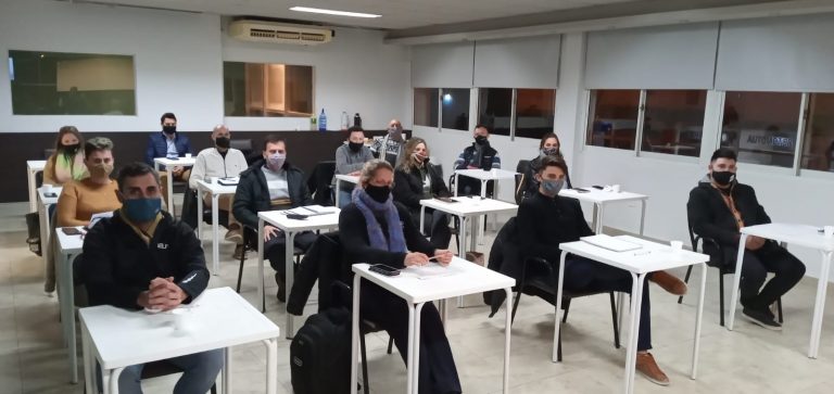 CRES: Se desarrolló Taller sobre Seguridad Vial en el Diplomado en Gestión del Comercio Automotor