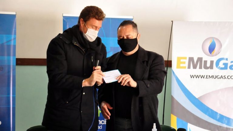 García Aresca anunció red de gas natural para loteo Brisas del Sur