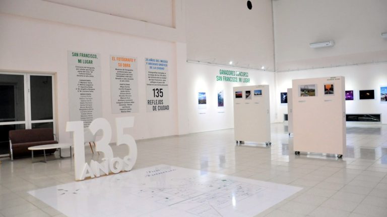 Continúa en el CCSF la interesante muestra que refleja los 135 años de San Francisco