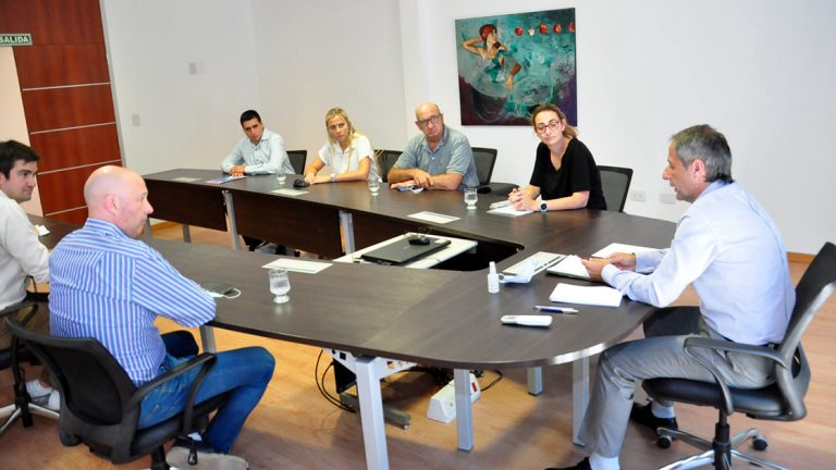 Bernarte recibió a miembros de la Cámara de Comercio Exterior de San Francisco y la Región