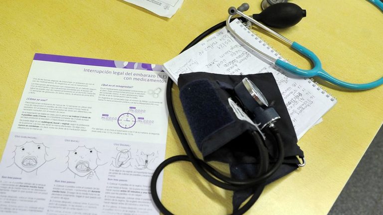 Casi 2 mil interrupciones legales de embarazos en Córdoba en 2021